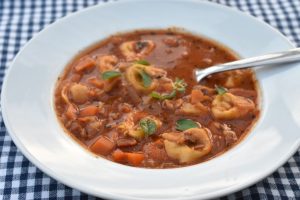 Tortellini suppe med bacon og fløde - one pot 