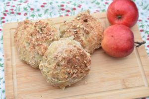 Grove æbleboller med havregryn - nem opskrift