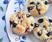Blåbærmuffins med crumble - nem muffins opskrift