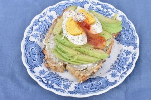Avocadomad med æg - nem hurtig opskrift
