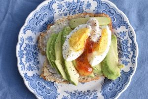 Avocadomad med æg - nem hurtig opskrift