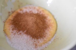 Kanelcroutoner - ristede brød croutoner med kanel sukker
