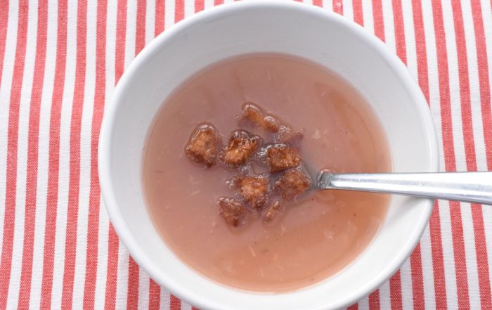 Æblesuppe - opskrift på gammeldags frugtsuppe med æbler