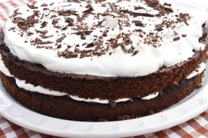 Rugbrødslagkage - opskrift på sønderjysk brødtorte