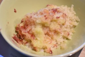 DSC_0938 • nogetiovnen.dk Butterdejsstang med æble marcipan fyld - butterdejskringle