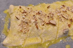 Butterdejsstang med æble marcipan fyld - butterdejskringle
