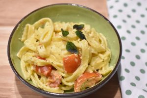 DSC_0981 • nogetiovnen.dk Pasta med flødeost og tomat - nem opskrift