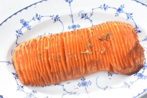 Hasselback butternut squash i ovn - nem opskrift