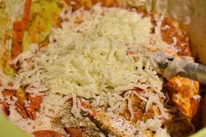 Pizzamuffins - opskrift på madpakke muffins med pizza fyld 