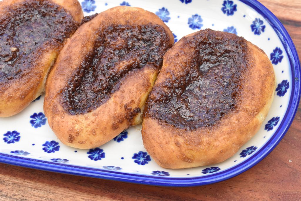 Futsko - opskrift på mini brunsviger kager