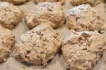 Rugbrødsboller - opskrift på boller med rugbrødsrester