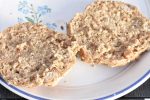 Rugbrødsboller - opskrift på boller med rugbrødsrester