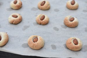 Mandelkager - opskrift på småkager med hele mandler