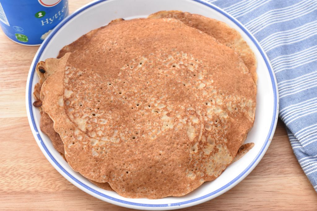 Pandekager med hytteost og havregryn - proteinpandekager