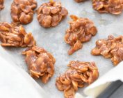 Karamel bidder med cornflakes - karameller med knas