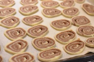 Kanelsnegle småkager - opskrift på kanelsnegle cookies