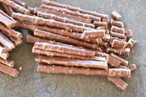Chokolade fudge med kondenseret mælk - meget nem opskrift