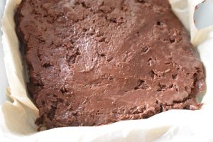 Chokolade fudge med kondenseret mælk - meget nem opskrift