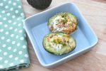 Bagt avocado med æg i airfryer eller ovn - nem opskrift