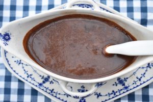 Brun sovs - nem opskrift på klassisk opbagt brun sauce 