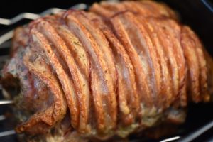 DSC_3659 • nogetiovnen.dk Porchetta italiensk rullesteg med sprød svær