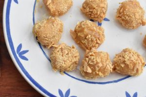 DSC_1437 • nogetiovnen.dk Trøfler med karamel chokolade - opskrift