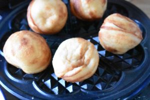Æbleskive vafler - æbleskiver i vaffeljern