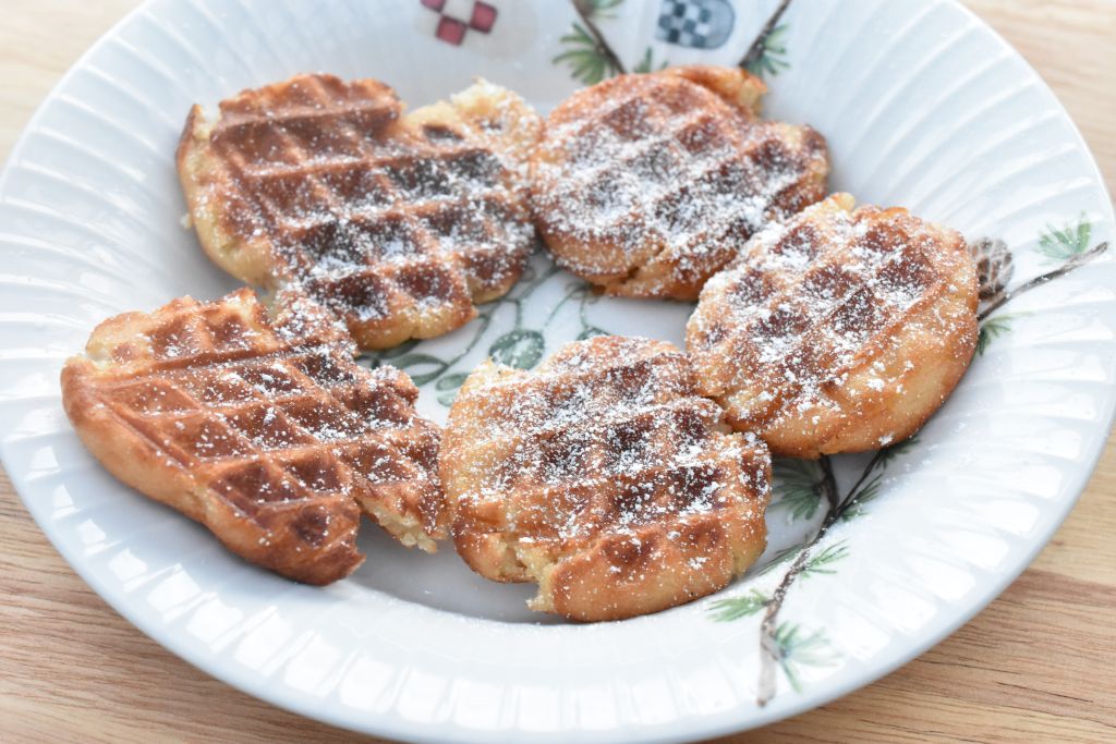 Æbleskive vafler - æbleskiver i vaffeljern