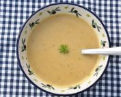 Grøntsagssuppe - nem opskrift på suppe med grøntsager