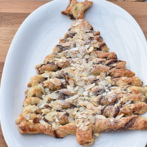 Nutella juletræ af butterdej - nemt butterdejsjuletræ