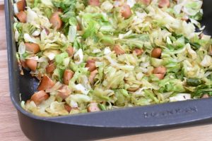 Grøn pølsemix med spidskål - nem opskrift