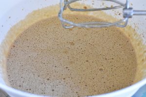 Rødbedekage - opskrift på nem saftig kage med rødbeder