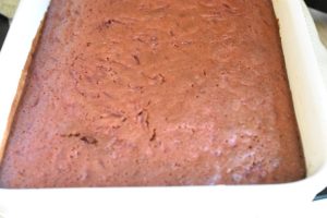 Rødbedekage - opskrift på nem saftig kage med rødbeder