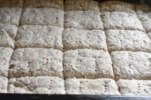 DSC_2084 • nogetiovnen.dk Sandwichbrød - nemme grove madpakke brød i bradepande