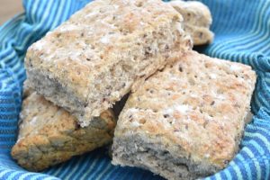 DSC_2096 • nogetiovnen.dk Sandwichbrød - nemme grove madpakke brød i bradepande