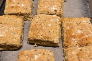 DSC_2097 • nogetiovnen.dk Sandwichbrød - nemme grove madpakke brød i bradepande