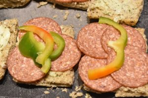 DSC_2098 • nogetiovnen.dk Sandwichbrød - nemme grove madpakke brød i bradepande