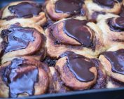 Koldhævede kanelsnegle - nemme og lækre - opskrift