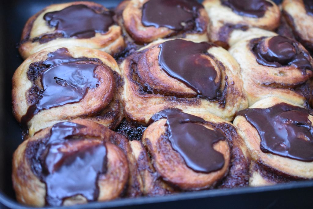 Koldhævede kanelsnegle - nemme og lækre - opskrift