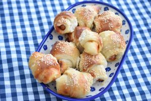 Mini pølsehorn - små pølsehorn med cocktailpølser