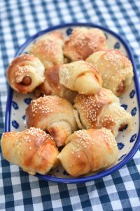 Mini pølsehorn - små pølsehorn med cocktailpølser
