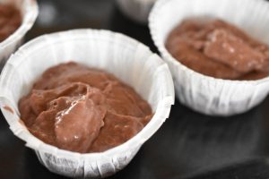 Chokolade muffins med æblemos - opskrift