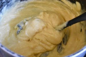 Fastelavnsbollestang - walesstang med konditorcreme