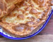 Fladbrød med hytteost og æg - nem opskrift