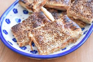 DSC_0245 • nogetiovnenstaging.com Butterdejspakker - nem opskrift med skinke og ost