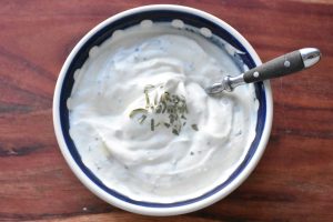 DSC_2276 • nogetiovnen.dk Bearnaisecreme - opskrift på nem bearnaisesauce med creme fraiche