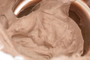 Chokolademousse med yoghurt - nem dessert med græsk yoghurt