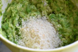 Grønne frikadeller med ærter - vegetar ærtedeller