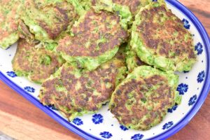 Grønne frikadeller med ærter - vegetar ærtedeller