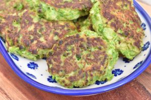 Grønne frikadeller med ærter - vegetar ærtedeller